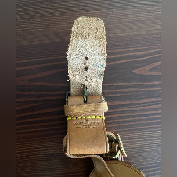 ✨ Louis Vuitton Bag Tag with Poignet - Picture 5 of 7